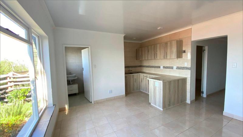 5 Bedroom Property for Sale in Murdock Valley Western Cape